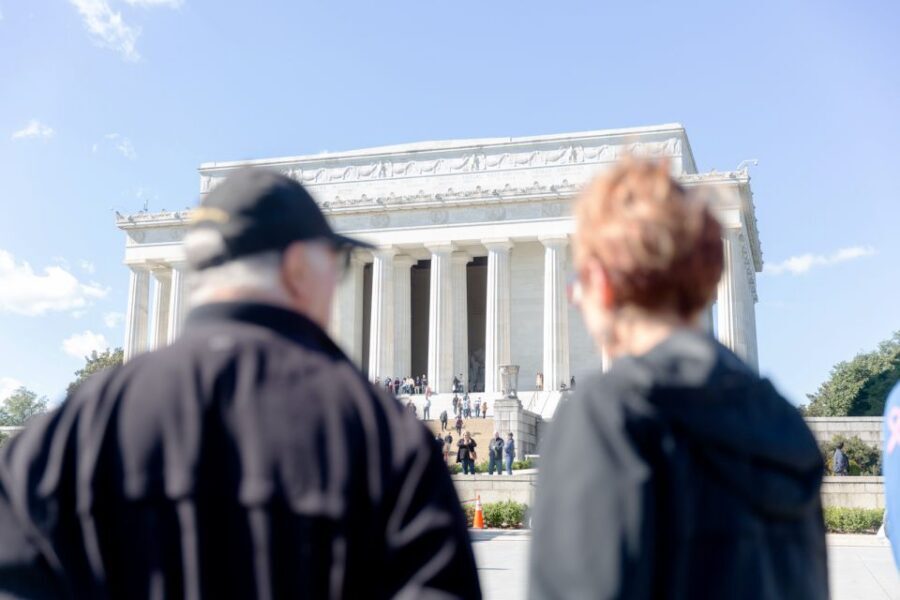 2 For 1! DC Highlights & Arlington Cemetery Tour Bundle - 6 Hours, One Bus, Many Icons: How the Route Feels