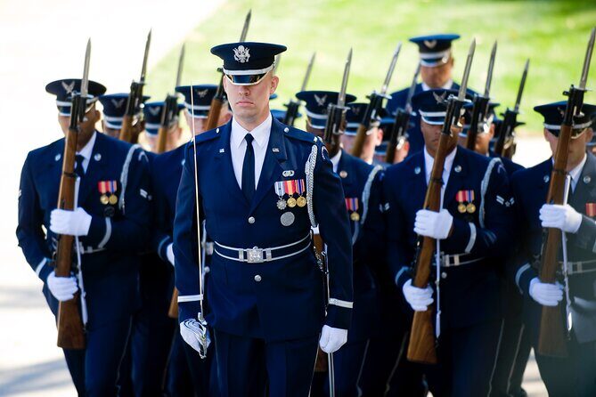 2-Hour Arlington Cemetery Guided Walking Tour - Meeting at 10 Memorial Ave: How the Start Sets Your Pace