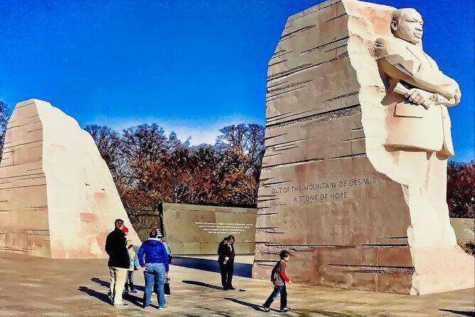 3-Hour Small Group Memorial Tour in Washington, D.C. - Washington Monument First: A Quick, Familiar Orientation