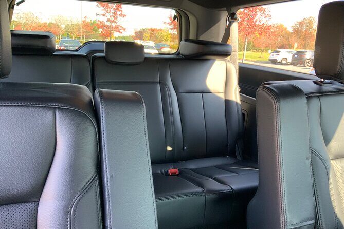 Airport Transfer DCA to/from Washington DC Downtown Area only - Pricing: When $146.67 Per Group Feels Smart