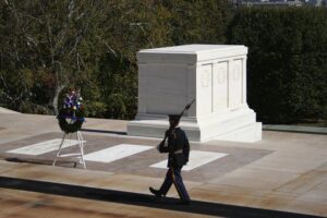 Arlington Cemetery and DC Highlights Tour - Your Stops in Order: Landmarks, Veterans Memorials, and the MLK Moment