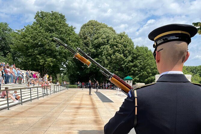 Arlington Cemetery: Kennedy Memorials & Changing of Guard Walking - Iwo Jima after the guide: your choice, your pace