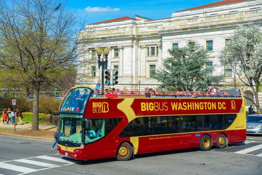 Best of DC: Hop-on Hop-off Bus Tour & Night Tour (Save 40%) - Sunset Tour at 6:30pm: What It Adds (and What It Doesn’t)