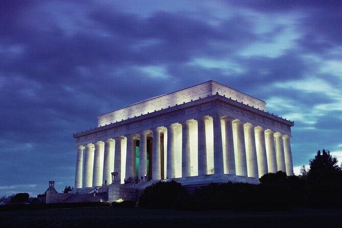 Best of DC: Hop-on Hop-off, Night Tour, and Arlington Audio Guide - Extras with real value: bikes, White House photo, and open-top views