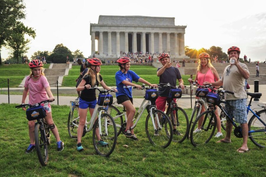 Bike Tour: Capitol Hill, Lincoln Memorial, National Mall - A 2-Hour Washington, D.C. Bike Tour That Gives You Instant Orientation