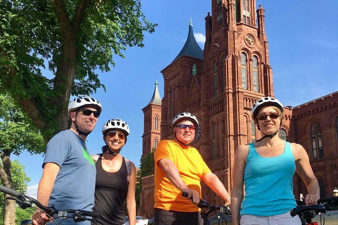 Customized Private Bike Tour of DC - WWII Memorial: symbolism and reflection