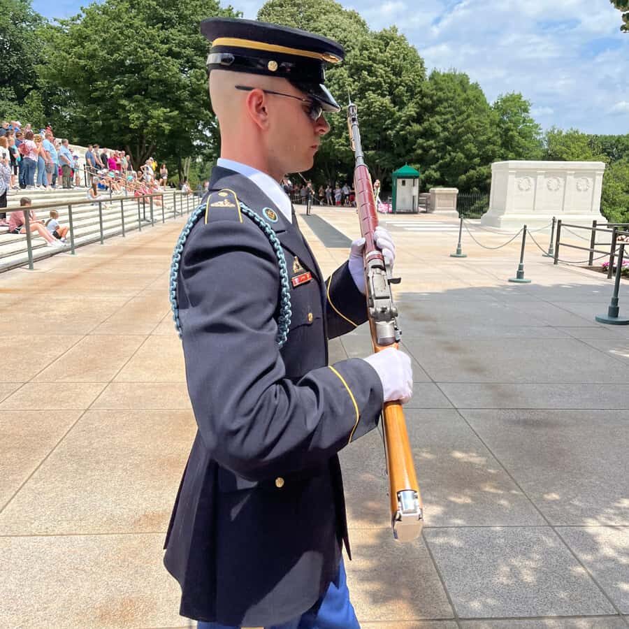 DC: Arlington Cemetery Changing of Guard 2.5 Hr Walking Tour - Arlington House Details: Slave Quarters, Museum Stops, and Headstone Symbolism