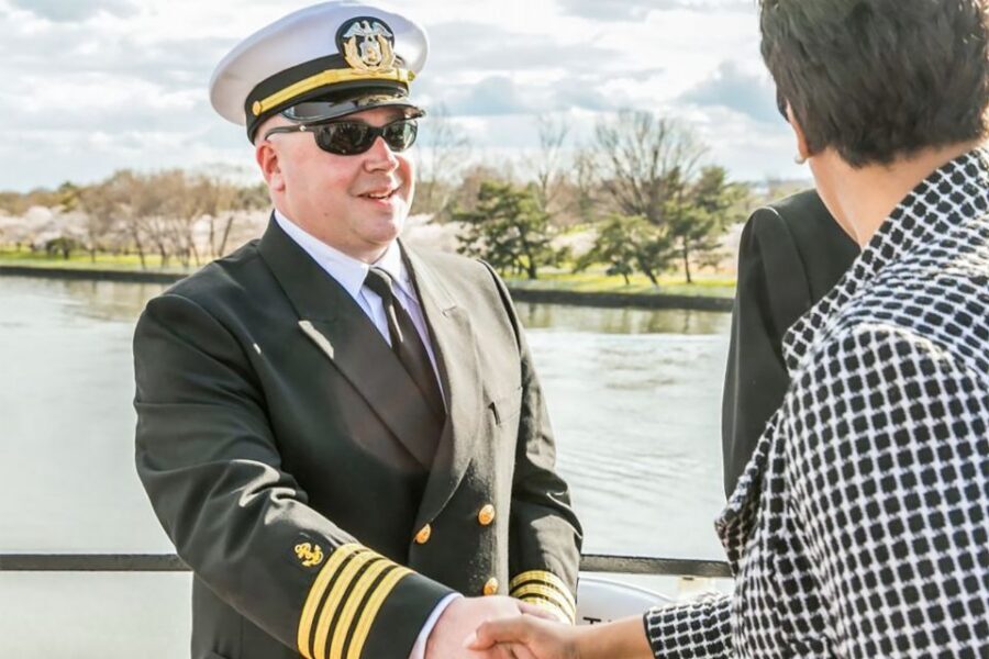 DC: City Cruises Buffet Brunch, Lunch, or Dinner Cruise - 360° observation decks: when to move outside for the best experience
