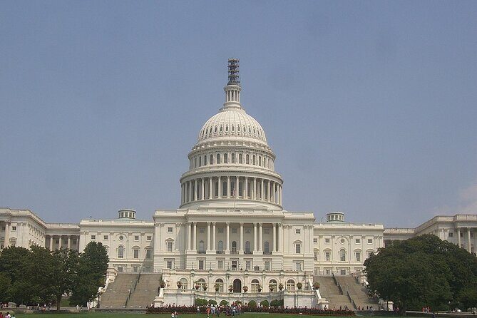 DC Landmarks Walking Tour + African American Museum Admission - How the Lafayette Square starting point sets up your DC route