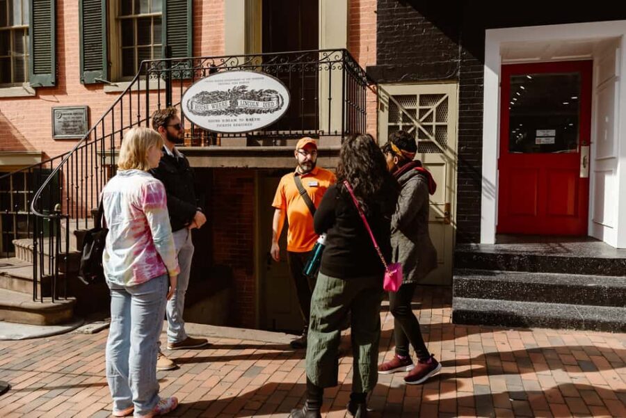 DC: Lincoln's Assassination 2 Hour Nighttime Walking Tour - A 2-Hour Night Walk Built Around One Terrible Night