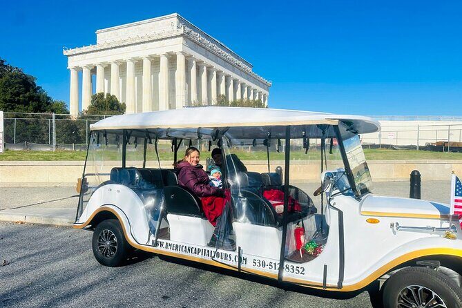 DC Monuments & History Guided E-Cart Tour-Blankets - Lincoln Memorial: the steps, the columns, and the photo crowd control