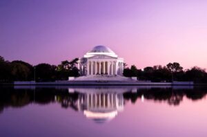 DC: Monuments & Memorials Sunset Tour by Open-top Bus - Union Station start: the easiest way to reduce stress