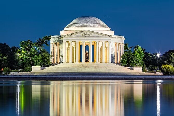 DC Monuments Small Group Guided Night Tour 3 Hours - Key things to know before you go