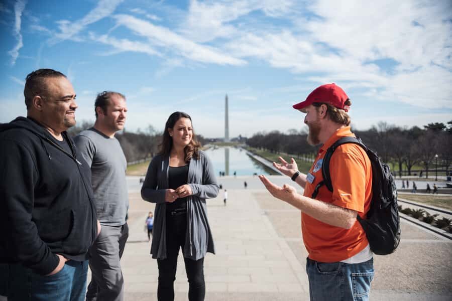 DC: National Mall 2.5 Hr Tour & Washington Monument Tickets - The route: Lincoln to Washington Monument, with the right stops in between