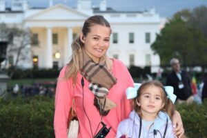 Discounted DC Day Tour Highlights In Full Colors- Free Snacks - Two-way earpieces: clear audio and real-time safety