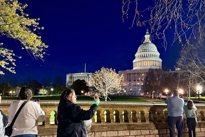 Discounted DC Night Tour With Magic LED- Snacks, LED Bracelets - Key Points You Should Know Before You Go