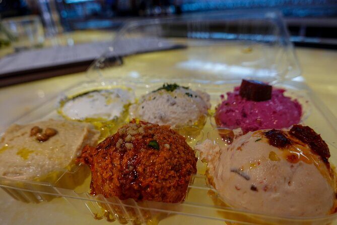 Eat Like a Local: Downtown DC Food Tour with 4 Tastings - Downtown DC food tours: why this one feels local