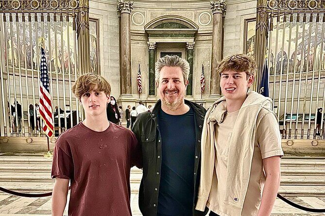 Family Friendly National Archives Building Private Tour - A family private tour that fits DC without swallowing your whole day