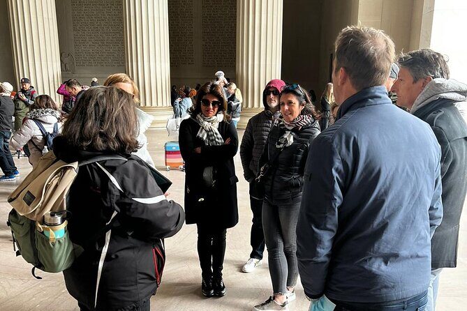 Guided tour in French of the Essentials of Washington - Martin Luther King Jr. Memorial: remembering civil rights beyond slogans