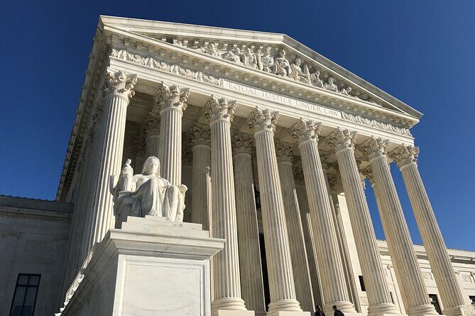 Half-Day Private Guided Bike Tour in Washington - Capitol Hill riding: circling the US Capitol outside for photos