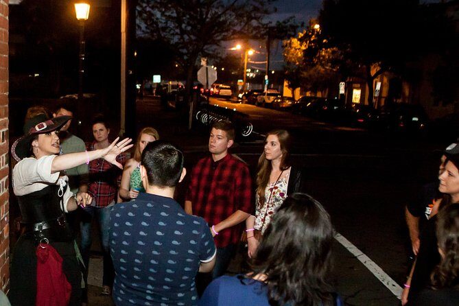 Haunted Washington D.C. Booze and Boos Ghost Walking Tour - Timing, walking comfort, and what to do if you’re on a tight schedule