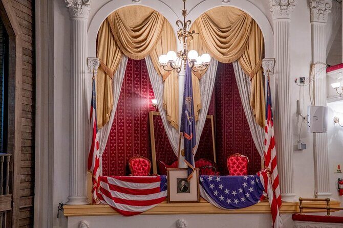 Lincoln Assassination with Ford's Theatre & Petersen House Entry - Tips to get more out of the walk (and not miss the best parts)