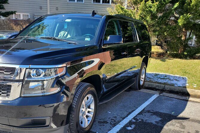 Luxury Airport Transfer DCA to/from Washington DC - The ride experience: comfort, water, and the reality of traffic