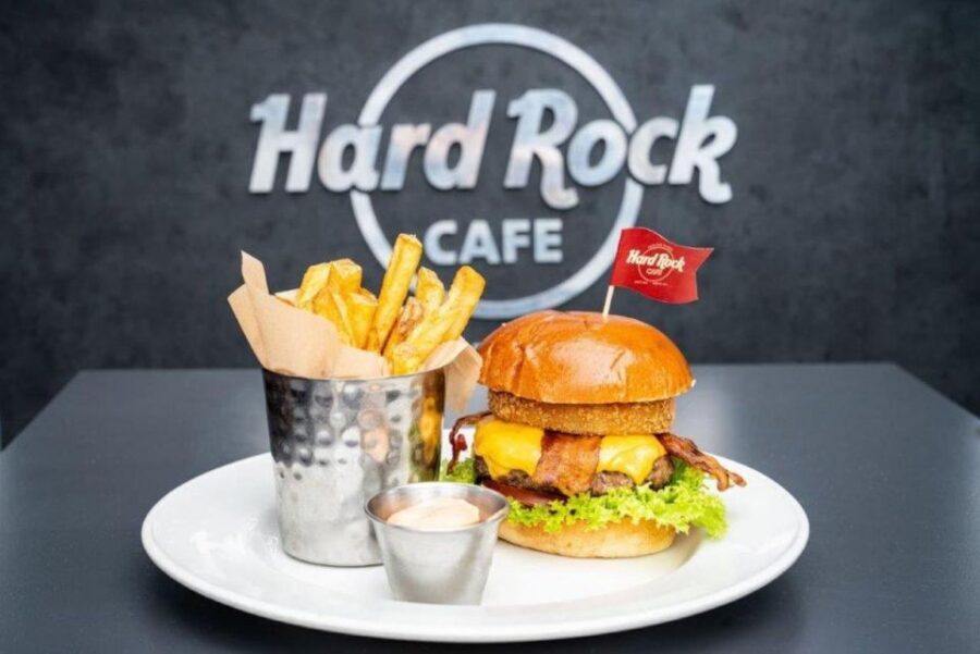 Meal at the Hard Rock Cafe Washington DC - The Food Experience: Classic American Comfort With a DC Twist