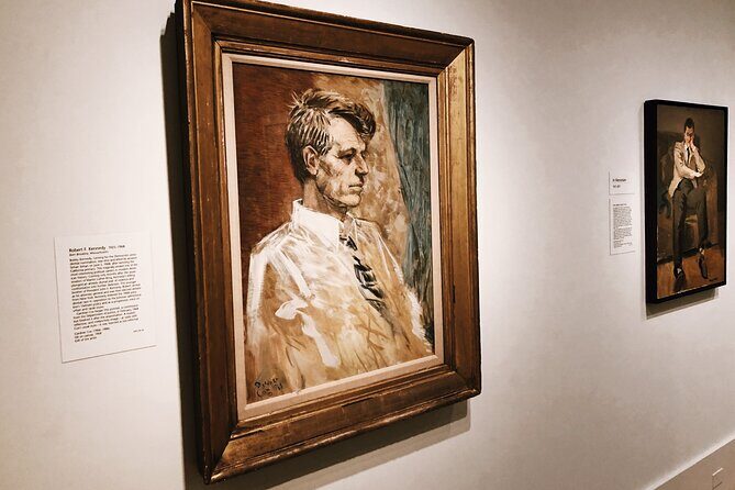 National Archives + National Portrait Gallery Tour 6ppl Max - Guide-led pacing in a group of 8 (why it feels personal)