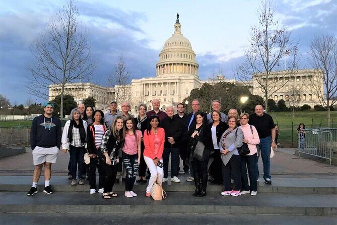 National Mall Night Tour with 10+ Monuments (Public or Private) - Meeting point and timing: plan your evening around 7:30 pm