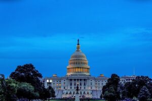 National Mall Night Tour with Washington Monument & 2 Museums - Where you meet and how the evening starts (7:30 pm, 790 Pennsylvania Ave NW)