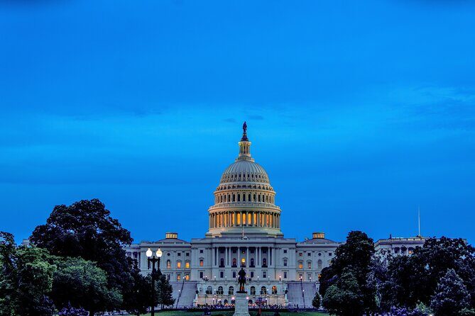 National Mall Night Tour with Washington Monument & 2 Museums - Where you meet and how the evening starts (7:30 pm, 790 Pennsylvania Ave NW)