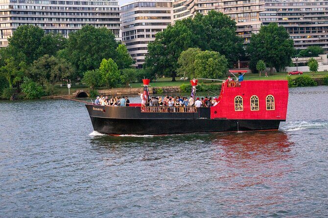 Pirate Ship Treasure Hunt Cruise with Face Painting - Washington Cathedral and Georgetown University: Distant Views Worth a Look
