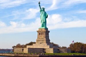 Premium Small Group New York 2-Day Tour From Washington D.C - Philadelphia in 40 minutes: Independence Hall and the Liberty Bell zone