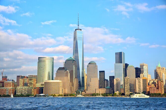 Premium Small Group New York 2-Day Tour From Washington D.C - NYC Fortune Tour: Heroes, skyscrapers, Wall Street corners, and Nasdaq