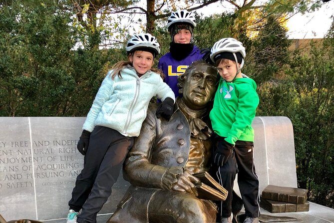 Private Family-Friendly Bike Tour of DC - Riding Up the Mall: Landmarks and Smithsonians Along the Way