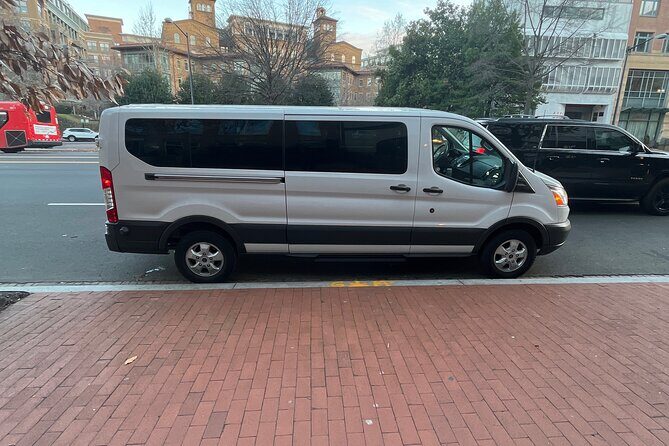 private Ronald Reagan, Washington National Airport transfer - Pickup at DCA: What You Need to Send