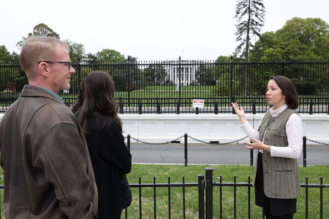Private Tour of Washington DC (English/Portuguese) - Supreme Court, U.S. Capitol, and Library of Congress: see the power zone