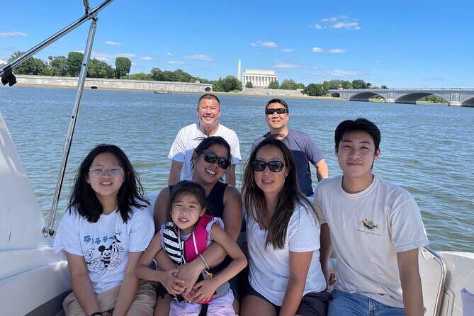 Private Yacht Tour along Washington DC Waterfront - Your onboard setup: captain, tunes, and a private pace