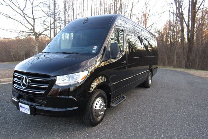 Roberts Luxury Transportation Shuttle Private Sightseeing Tour - Key highlights at a glance