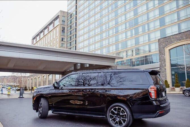 Roberts Luxury Transportation Shuttle Private Sightseeing Tour - Why this private hop-on shuttle beats the big bus