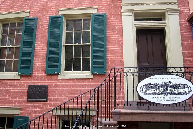Secrets & Scandals: Washington DC Private Half-Day Walking Tour - Lafayette Park, the Willard, and how architecture turns into evidence