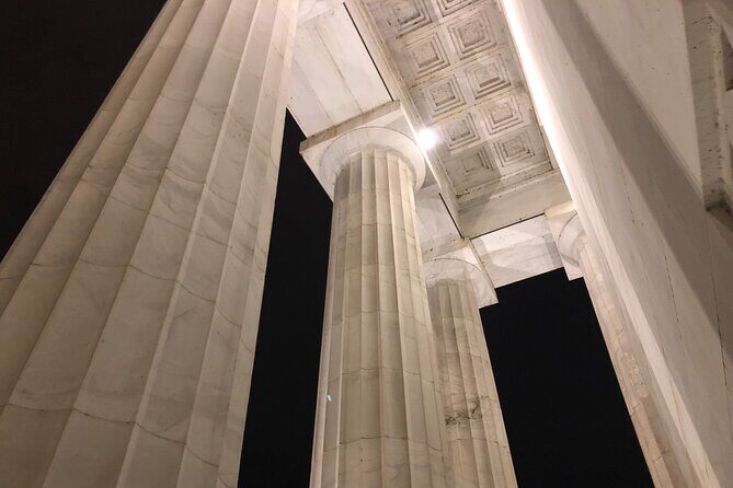 Semi-Private Evening Tour of Washington D.C. - Why Washington D.C. at night feels like a different city