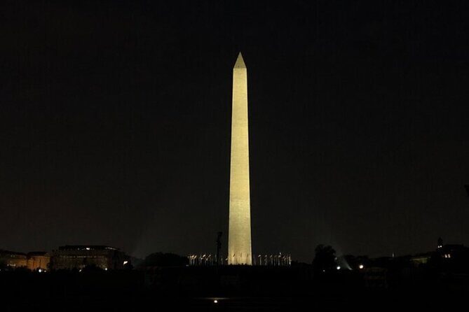 Small Group Washington DC Night Tour - The Memorial Circuit: WWII Through Vietnam (with Free Ground Access)