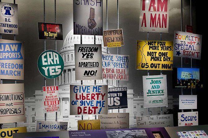 Smithsonian Museum of American History Exclusive Guided Tour - Security, bag limits, and what can slow you down