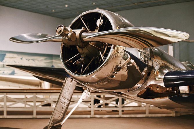 Smithsonian Natural History + Air & Space Museum Tour 8ppl Max - Air & Space Museum after a break: Wright flight to Armstrong-era artifacts