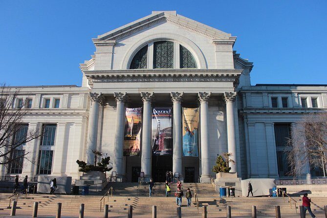 Smithsonian Natural History + American History - Exclusive Tour - Natural History Museum highlights: Henry the elephant and Fossil Hall