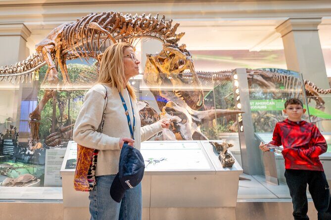 Smithsonian Natural History Museum Semi-Private Guided Tour - Archaeology-adjacent moments and bone-level details