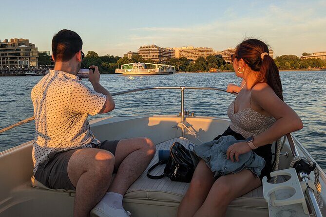 Sunset Cruise (Private) aboard Geronimo in DC - Reflections DC - Six stops for DC views you don’t get from the mall