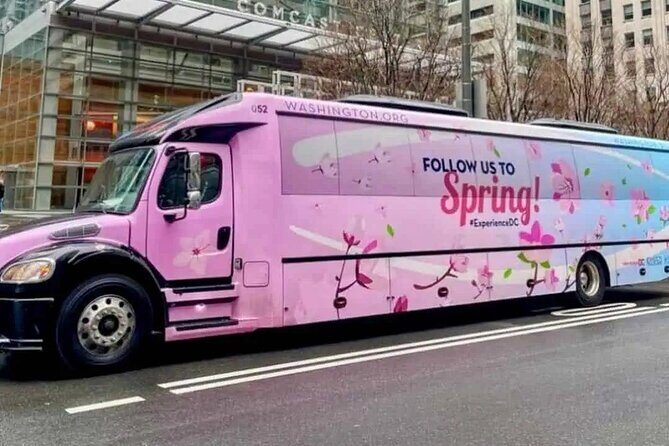 The DC Cherry Blossom Bus Tour with Tidal Basin Guided Walk - Crowd-day tips for peak bloom timing (and why booking early helps)